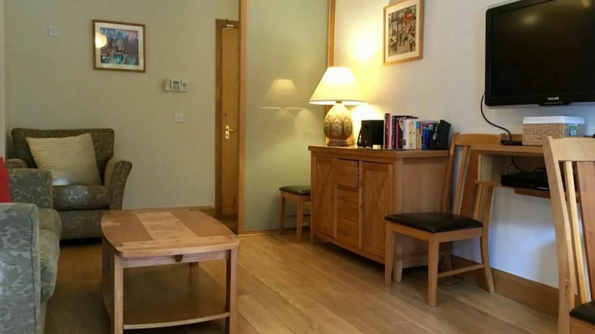 Cozy Ballsbridge Apartment Dublin 0*,  Irlanda